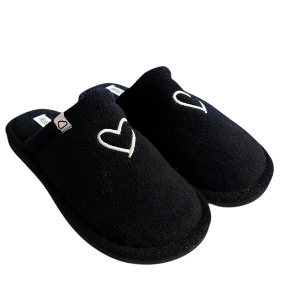 Project Cloud Black memory foam Slippers with White Heart gift dust travel bag - Picture 3 of 7